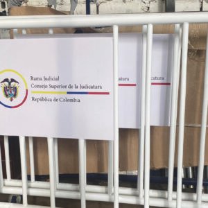 Valla Metalica de contencion tablero pequeño